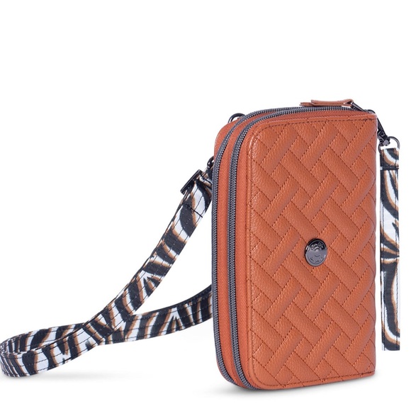 Lug Quickstep Classic VL Convertible Wallet NWT - Picture 4 of 15